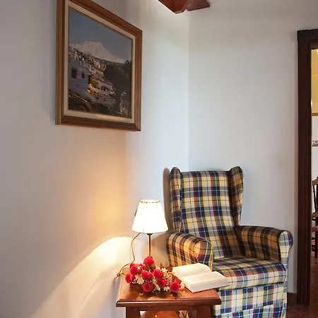 Rural House With Natural Cave Icod De Los Vinos